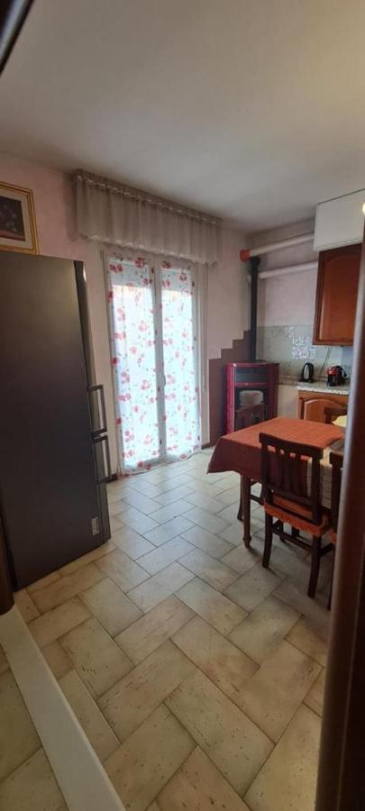 Le Rose Βίλα Cengio Εξωτερικό φωτογραφία